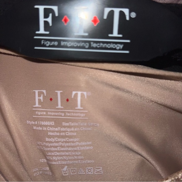 Authentic NWT - Picture 4 of 4